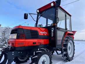 Japonský traktor KUBOTA GL 21 Diesel 3 válec, 21HP - 2