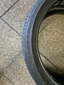 Letná pneu Pirelli P Zero 255/35 R21 98Y - 2