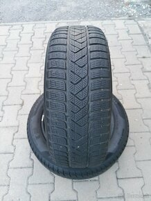 Pirelli Winter Sotto Zero 3 215/55 R17 94H - 2