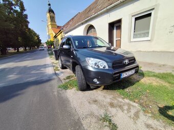 Toyota RAV4 2.0l benzín 112kw - 2