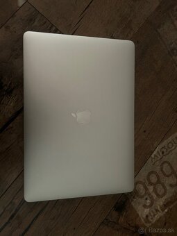 Predám MacBook Pro i5 16gb ram 512gb SSD 2020 - 2