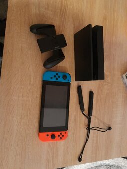 Nintendo switch+puzdro+hry - 2