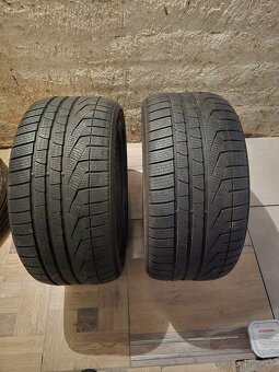 2x zimné pneumatiky 275/40r19 pirelli - 2