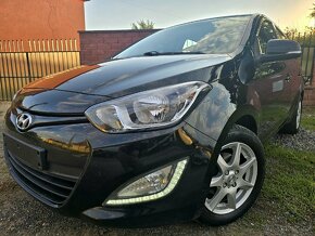 Hyundai i20 1.2i Facelift 2013 - 2