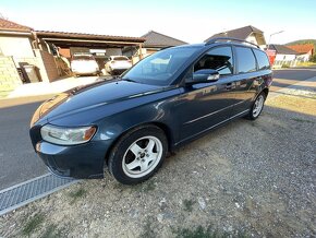 Volvo V50 - 2