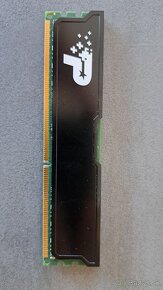 Patriot 8 GB DDR3 1600 MHz CL11 Signature Line s chladičom - 2