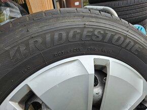 Predam na VW T6 original letna sada 215/65 R16C komplet 300€ - 2