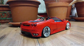 Predam model Ferrari 430 Spider tuning HW v mierke 1:18 - 2