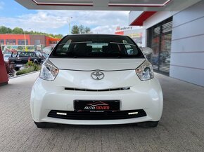 Toyota iQ 1.0 vvt-i 50kW - 2