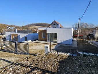 Novostavba 3 izb.bungalovu,416 m2 - Brezany, Žilina - 2