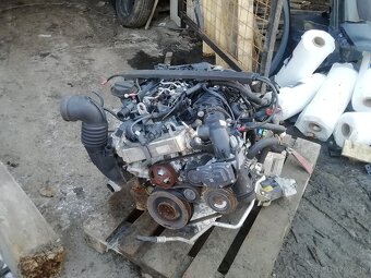 Motor N47  e90 BMW 2,0 tdi 130 kw - 2