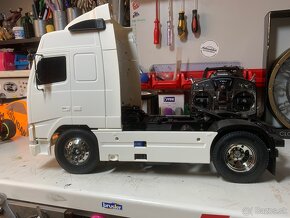 Tamiya Volvo FH12 1:14 RTR - 2