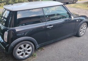 Predám Mini Cooper 1.6 benzín 85kW R50 - 2