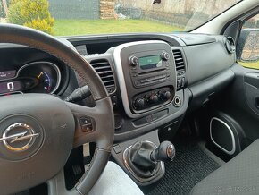 Opel Vivaro Long Biturbo 9 miestny - 2