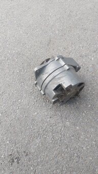 Predám alternator zo Škoda 120 - 2