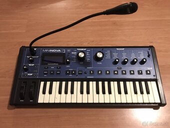 Novation Mininova - 2