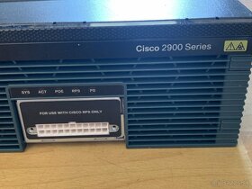 Router CISCO 2921/K9 08 - 2