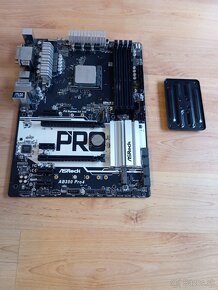 Asrock Pro AB350pro4 +AMD ryzen 3 2200g procesorom - 2