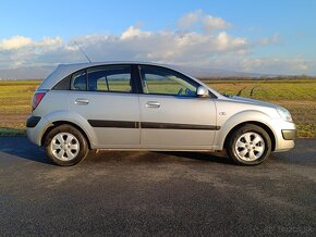 Kia RIO SPORTY, 2007,1.4 benzín,s klímou,163tis.km - 2