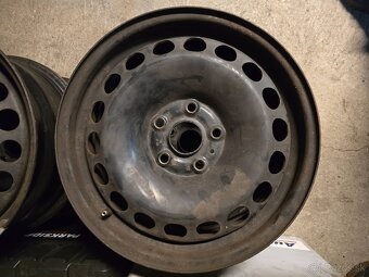 Plechove disky vw passat r16 - 2