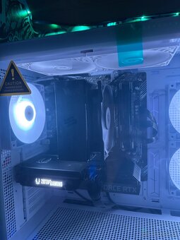 Predam herny pc amd ryzen 5 5600x a rtx 3070 32gb ram - 2