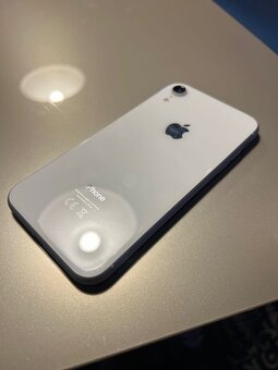 iPhone XR - 2