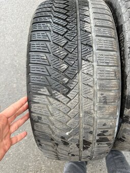 235/45r18 - 2