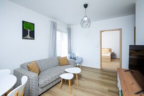 Exkluzívny 2 – izbový apartmán s krásnym výhľadom v projekte - 2