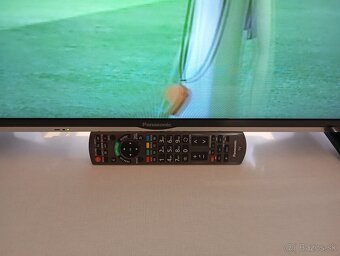 Smart LED TV Panasonic TX-40DSU401 - 2