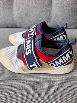 Tommy Hilfiger tenisky veľ.38 - 2