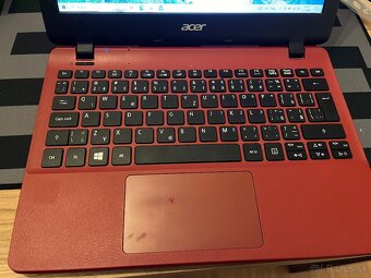 acer aspire es1-131 - 2