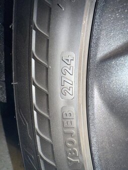 Bridgestone Alenza 001 235/50 R20 100V - 2