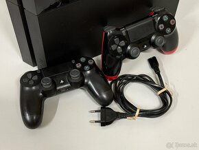 Playstation 4 500gb plus 2 ovladače - 2