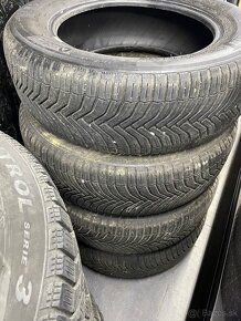 Predám celoročne pneumatiky Michelin 225/60r17 - 2