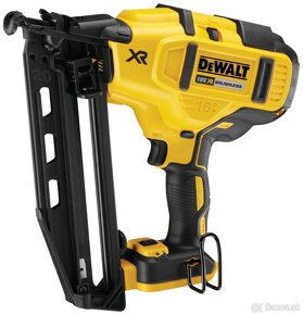 DeWALT Akumulátorová bezuhlíková klincovačka DCN660NT - 2