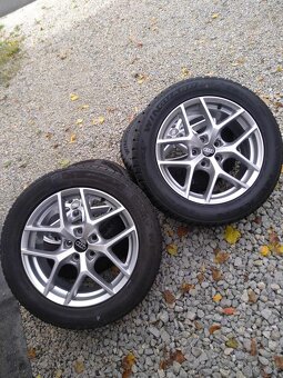 Alu 5 x 112 R 17 BORBET + zimné 225/55 R 17. - 2