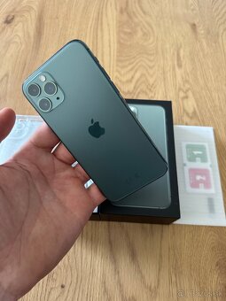 iPhone 11 Pro 256 gb Midnight Green v záruke - 2