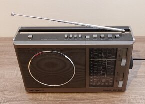 Radio GRUNDIG Concert Boy 220 - 2