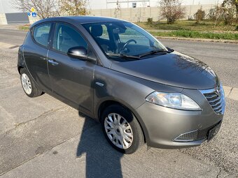 Lancia Ypsilon 1.2 8V EVO2 RL Silver - 2