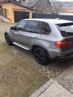 Predám BMW X5 E70 3.0d v zachovalom stave - 2