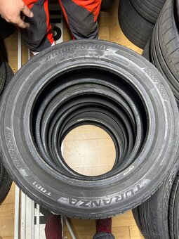 Brigestone 195/60r16 - 2