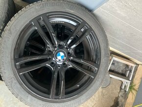 BMW originál alu +zánovní pneu 225/45r17 - 2
