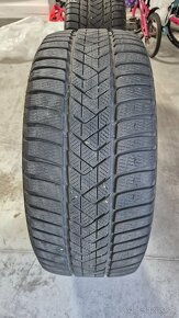 Predam sadu Pirelli Sottozero 3 245/40 R20 275/35 R20 - 2