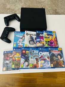 Playstation 4 Slim 1TB + ovládače - 2