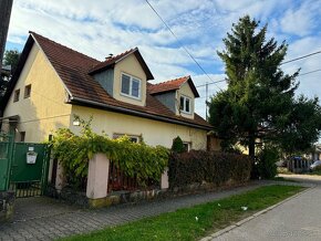 Poschodový rodinný dom s garážou na predaj Levice - 2