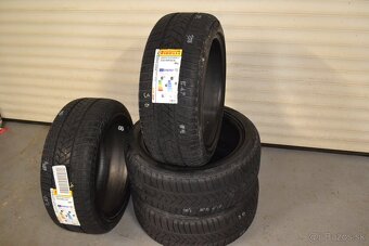 235/45 R18 Zimne pneumatiky Pirelli Sottozero 3 r.v.2023 - 2