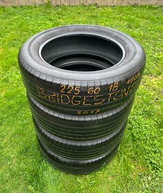 225/60 r18 letné Bridgestone 100H - 2