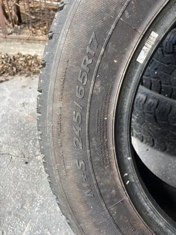 2x pneu Goodyear-Wrangler 245/65 R17 - 2