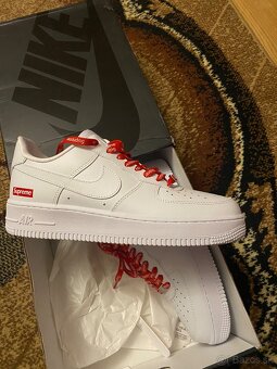 Nike Air force 1 supreme - 2