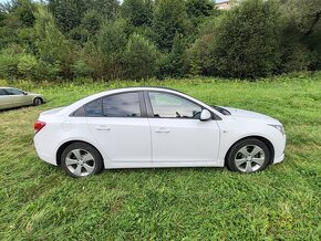 Chevrolet Cruze 1.6 - 2